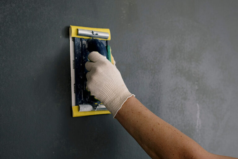 image of laying stucco