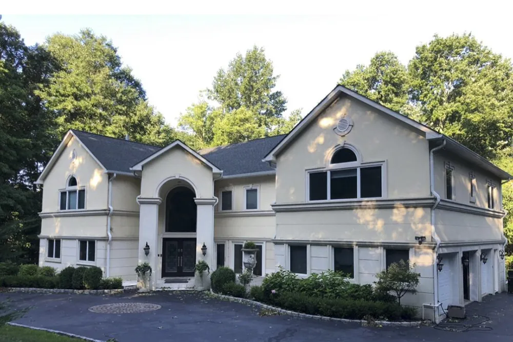image of house 4 with ZD Stucco Repair's stucco
